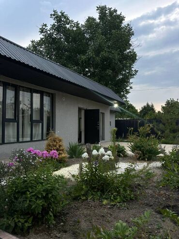 дома токмок: Дача, 45 кв. м, 1 бөлмө, Кыймылсыз мүлк агенттиги, Евро оңдоо