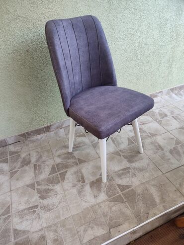 Stolice: Stolice
Cena po komadu 
Saljemo brzom postom na lalafo.rs — 3 Stolice: Stolice
Cena po komadu 
Saljemo brzom postom — 3