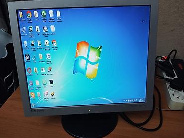 Monitorlar: Samsung SyncMaster LCD MONİTOR Model: 173V. 17-düym ekrandır — 9