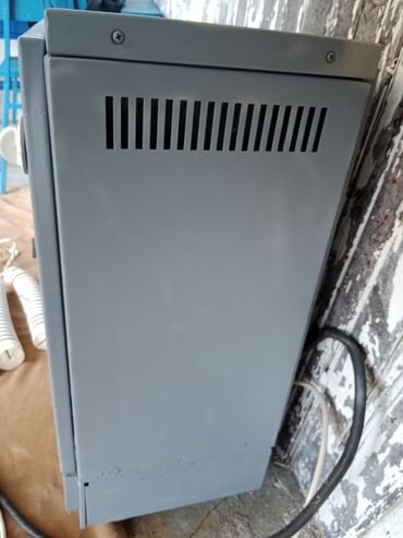 Kaloriferi: Termoakumulaciona peć AEG Snaga 4 kw Cena 9000 din fiksno Korišćena u — 10