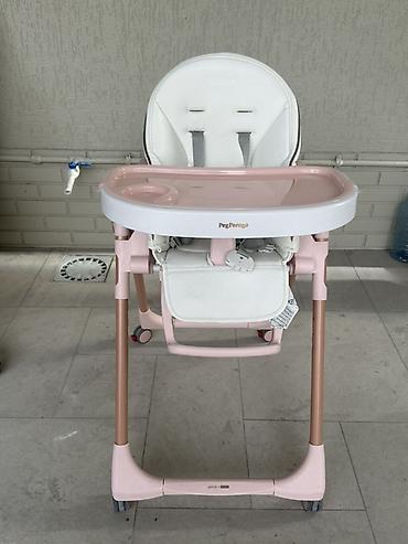 Yemək masaları, oturacaqları: Peg Perego Prima Pappa Follow Me uşaq yemək stulu. 0 aydan istifadə - — 1