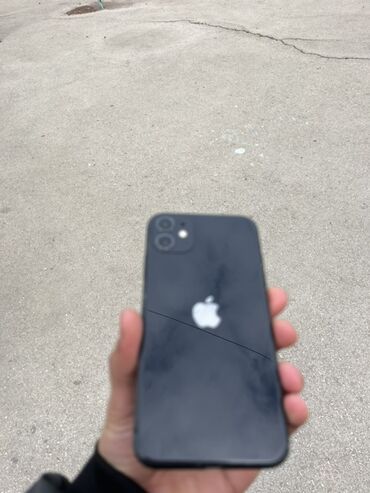 Apple iPhone: IPhone 11, Qara, Face ID — 2