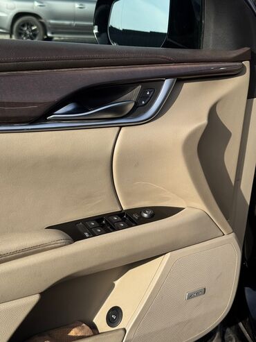 Cadillac: Cadillac XT5: 2013 г., 2 л, Автомат, Бензин, Седан — 11