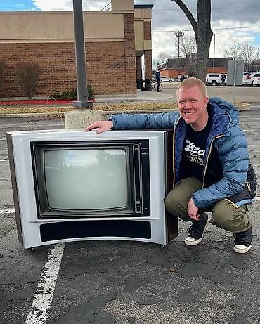 Digər TV və video məhsullar: Видеотройка televizor kimde var . VIDOLU HEMDE DISQLI KECMISISIN -da lalafo.az — 18 Digər TV və video məhsullar: Видеотройка televizor kimde var . VIDOLU HEMDE DISQLI KECMISISIN — 18