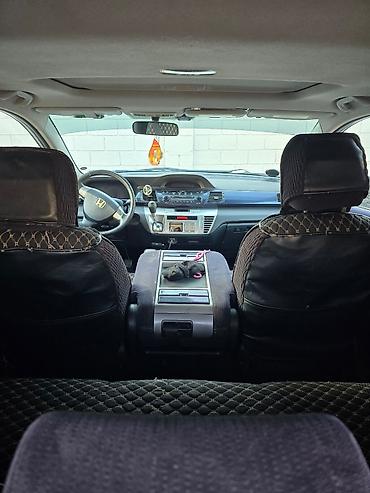 Honda: Honda FR-V: 2008 г., 1.8 л, Механика, Бензин, Минивэн — 9