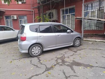 продаю honda stream: Honda Fit: 2001 г., 1.3 л, Автомат, Бензин, Хэтчбэк