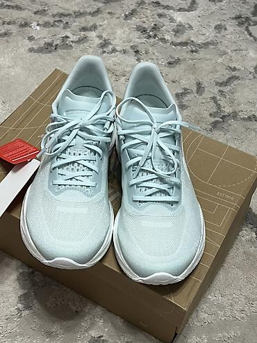 on cloud: Беговые кроссовки Li-Ning (серия с пометками “BOOM” и “CARBON FIBER”) — 3