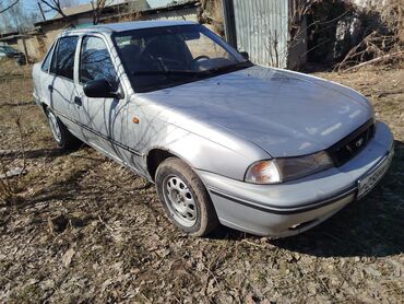 Daewoo: Daewoo Nexia: 2004 г., 1.6 л, Механика, Бензин, Седан