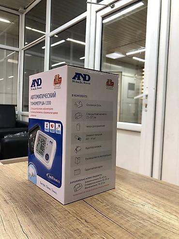 Тонометры: Автоматический тонометр AND (Эй энд Ди) UA-1200 с крупным дисплеем — 2