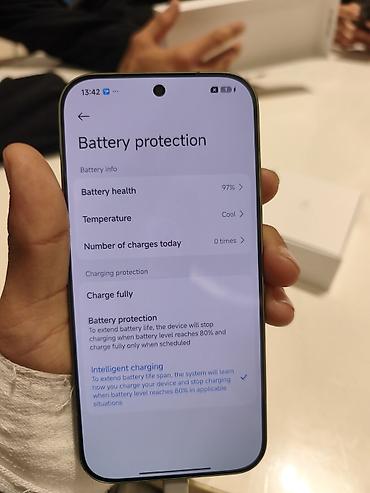 aoc 24: Xiaomi, 17 Pro, Б/у, 256 ГБ, 2 SIM — 4