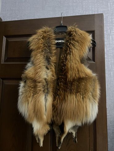 Toy paltarları: Ağ rəngli zərif gəlinlik - Model: baldırdan enən düz/yarı-fleyta — 30