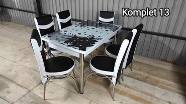 toaletni sto za sminkanje: Sets of table and chairs