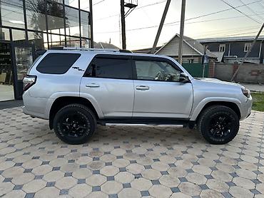 multi: Toyota 4Runner: 2018 г., 4 л, Автомат, Бензин, Внедорожник — 1