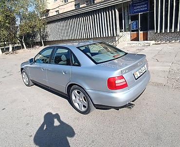 панель ауди а6: Audi A4: 1998 г., 1.8 л, Кол менен иштөөчү, Бензин, Седан — 1