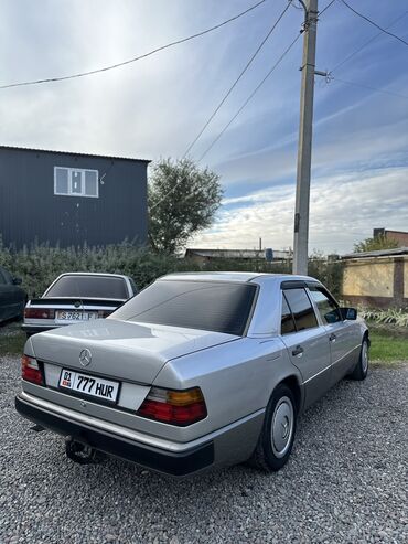 Mercedes-Benz: Mercedes-Benz W124: 1989 г., 2.3 л, Механика, Бензин, Седан