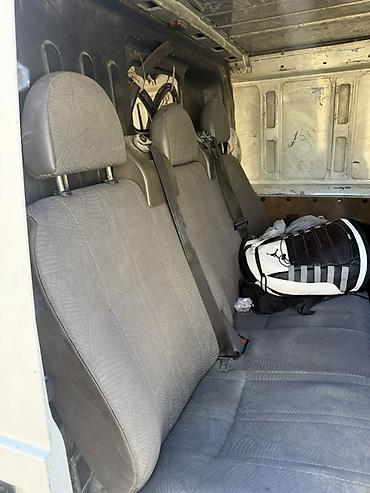Транспорт ижарасы: Фургон Ford Transit (белый) — пассажиро-грузовой микроавтобус. Жылы — 4