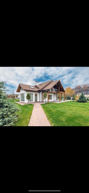 срочно продаю дом район рабочий городок: 100 м², 4 комнаты