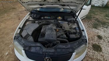 Volkswagen: Volkswagen Passat: 1.6 l. | 2001 έ. Sedan — 4