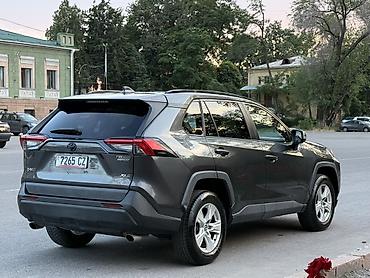 Toyota: Toyota RAV4: 2020 г., 2.5 л, Автомат, Бензин, Кроссовер — 6