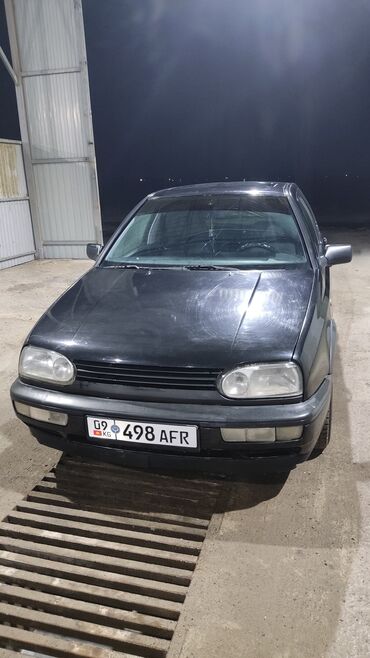 Volkswagen: Volkswagen Golf: 1995 г., 1.8 л, Механика, Бензин, Хэтчбэк