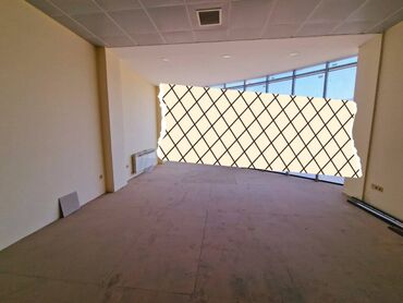 Mağazalar: Binəqədi rayonu, əsas yolun üstündə - “Zəngəzur” restoranın tam — 11