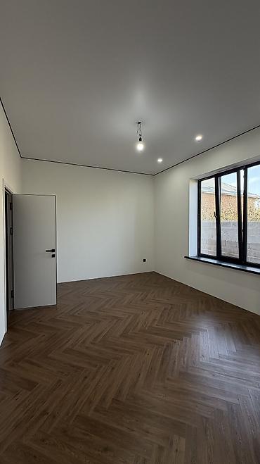 продаю или минаю: 3 комнаты, 130 м², 4 соток, Бишкек, Ак-Ордо ж/м Риэлтор — 4