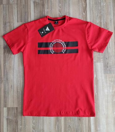 Majice: M-2xl
1400 na lalafo.rs — 22 Majice: M-2xl
1400 — 22