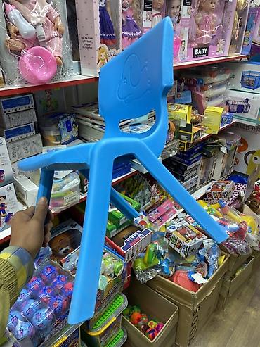 blue elephant: Детский пластиковый стул голубого цвета. Легкий и удобный стульчик — 2