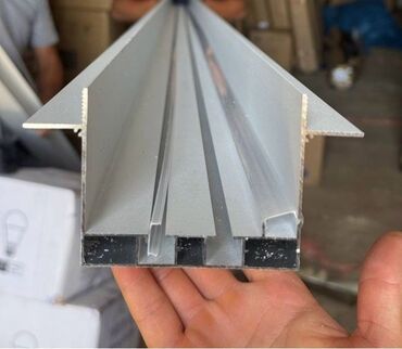 Аксессуары для осветительных приборов: Алюминевый профиль карниз для штор с подсветкой для ГКЛ и натяжных — 7