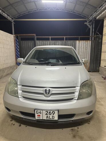 Бамперы и комплектующие: Toyota ist: 2002 г., 1.5 л, Автомат, Бензин, Хэтчбэк