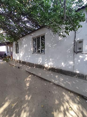 6 мкр: 📍 В селе Кожомкул (Военно-Антоновка) от трассы 250м. 🏡Продается дом — 3