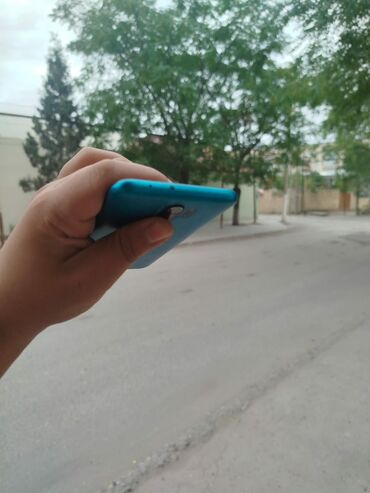 кнопка телефон: ŞOK ŞOK Redmi not 9 32 yaddas Mavi rəngdə smartfon - Korpus: parlaq
