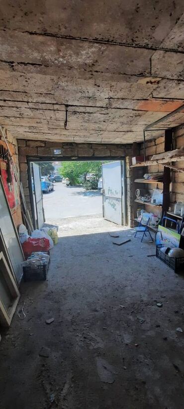 Qaraj satılır: 18 kv. m, 3 * 5 * 2 Daş Kommunal xətlər qoşulmayıb — 5