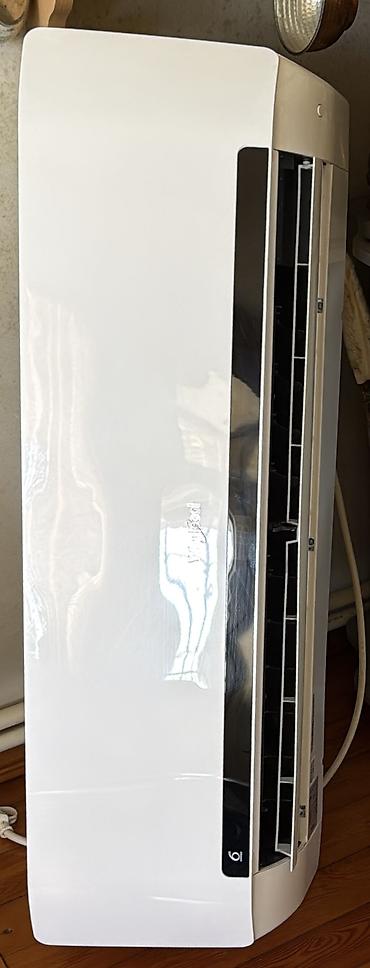 80 kvadrat Whirlpool kondisioner.Tam ideal veziyyetdedir.Qazı var