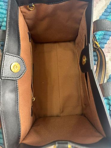 детские часы для мальчиков: Сумка-тоут COACH Leatherware - Материал: плотный текстиль в бежевом — 2