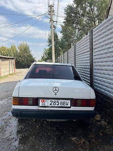 бус будка: Mercedes-Benz 190: 1987 г., Седан — 4
