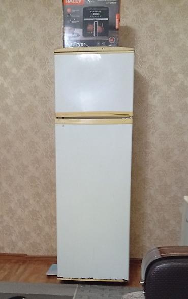 led kg: Холодильник двухкамерный, классический шкаф с верхней морозильной — 1