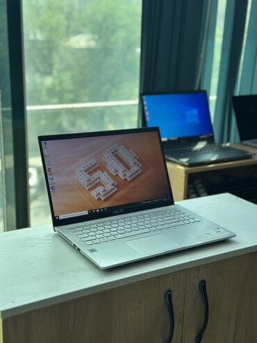 Ноутбуки: Ноутбук, Asus, 8 ГБ ОЗУ, Intel Core i3, 15.6 ", Б/у, Для работы, учебы, память SSD