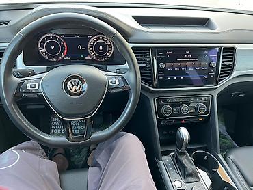 Volkswagen: Volkswagen : 2018 г., 3.6 л, Кроссовер — 10
