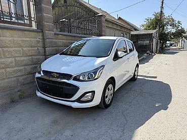 Chevrolet Spark: 2018 г., 1 л, Вариатор, Бензин, Хэтчбэк