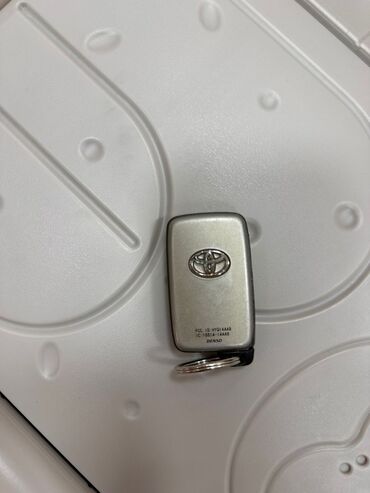 Ключи: Ключ Toyota 2010 г., Б/у, Оригинал, США