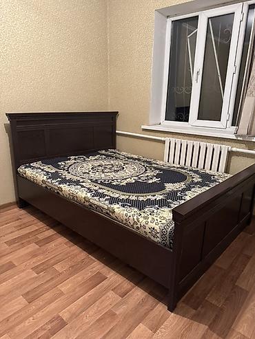 Мебель: Спальный гарнитур в классическом стиле, тёмный венге. Состав: - — 5