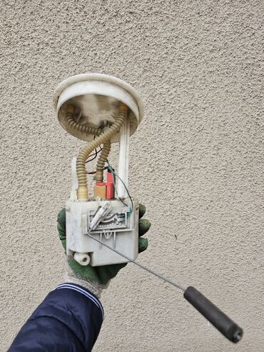 Бензонасосы: Бензонасос Ford 2005 г., Б/у, Оригинал, Германия — 11