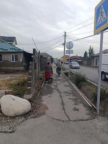 Жер тилкелери: 6 бөлмө жана андан көп, 1700 м², 1700 соток, Бишкек, Керемет ж/м Менчик ээси — 2