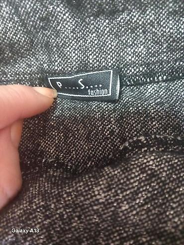 Haljine: Ženska haljina bez rukava, A-kroja. Crno-beli žakard/deblji tekstil sa — 26