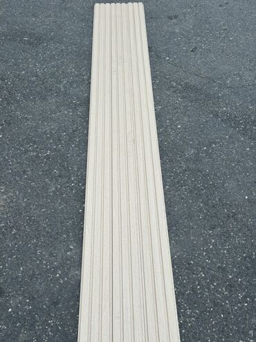 Lambrin: Kompozit və interyer üçün dekorativ daraq tipli panellər - Material — 14