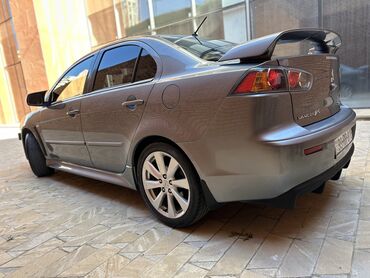 Mitsubishi: Mitsubishi Lancer: 2 l | 2013 il 199000 km Sedan — 4
