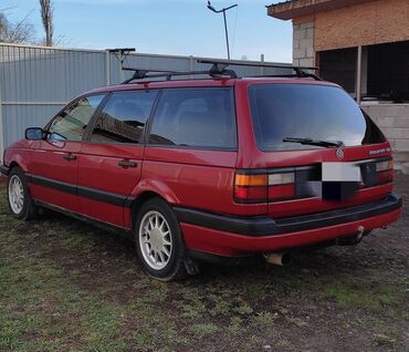 машина passat: Volkswagen Passat: 1991 г., 2 л, Бензин, Универсал