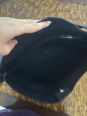 ploom x advanced: Qara çiyin çantası – minimalist bucket dizayn - Rəng: qara - — 3