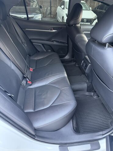 Toyota: Toyota Camry: 2018 г., 2.5 л, Автомат, Бензин, Седан — 10